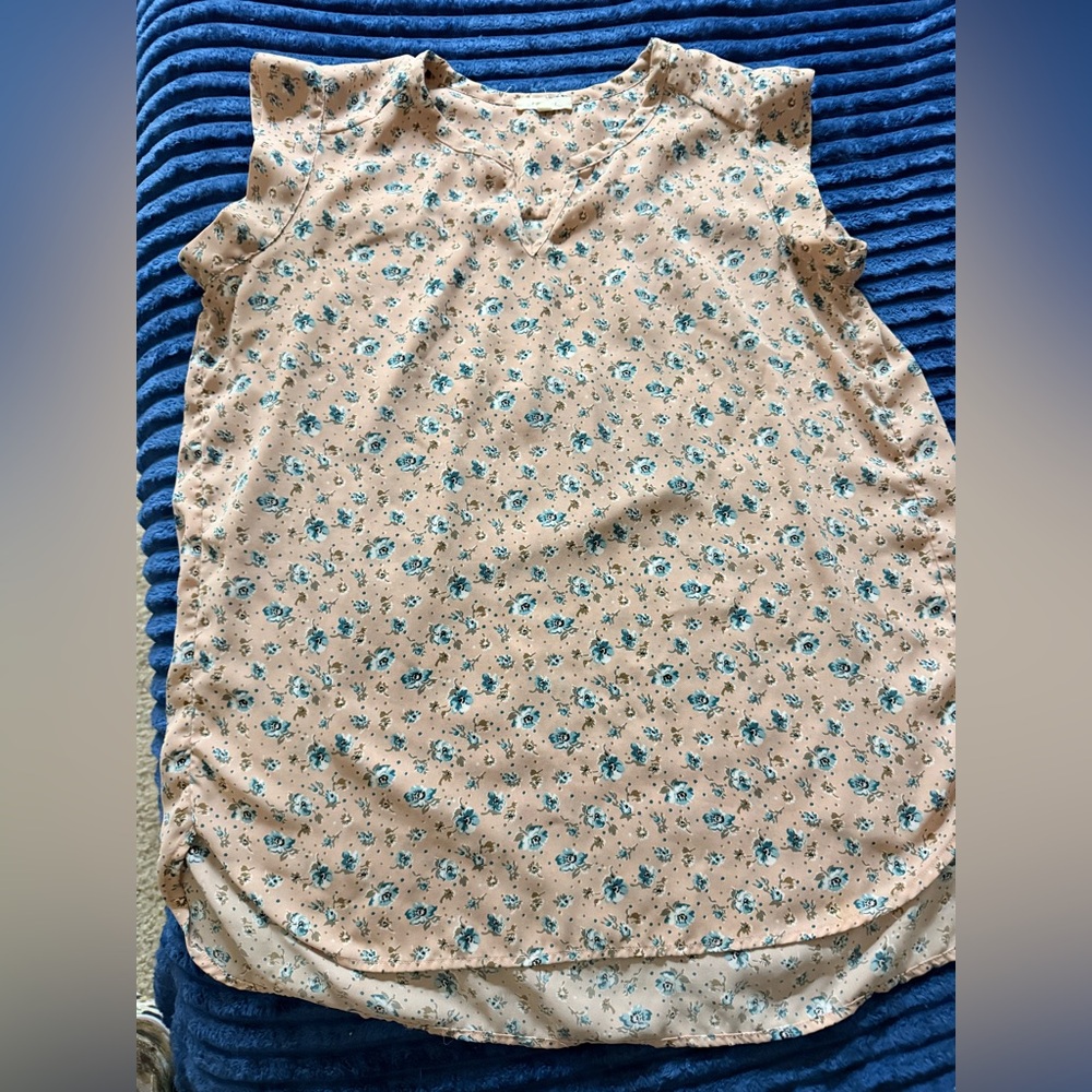 Floral Polyester Sleeveless Blouse